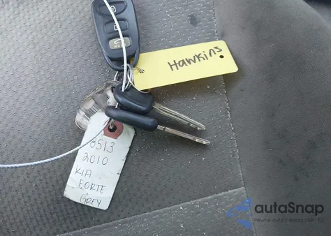 2010 Kia Forte Ex z USA, uszkodzony, nr VIN KNAFU4A25A5110985